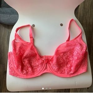 Light Pink Victoria’s Secret Bra